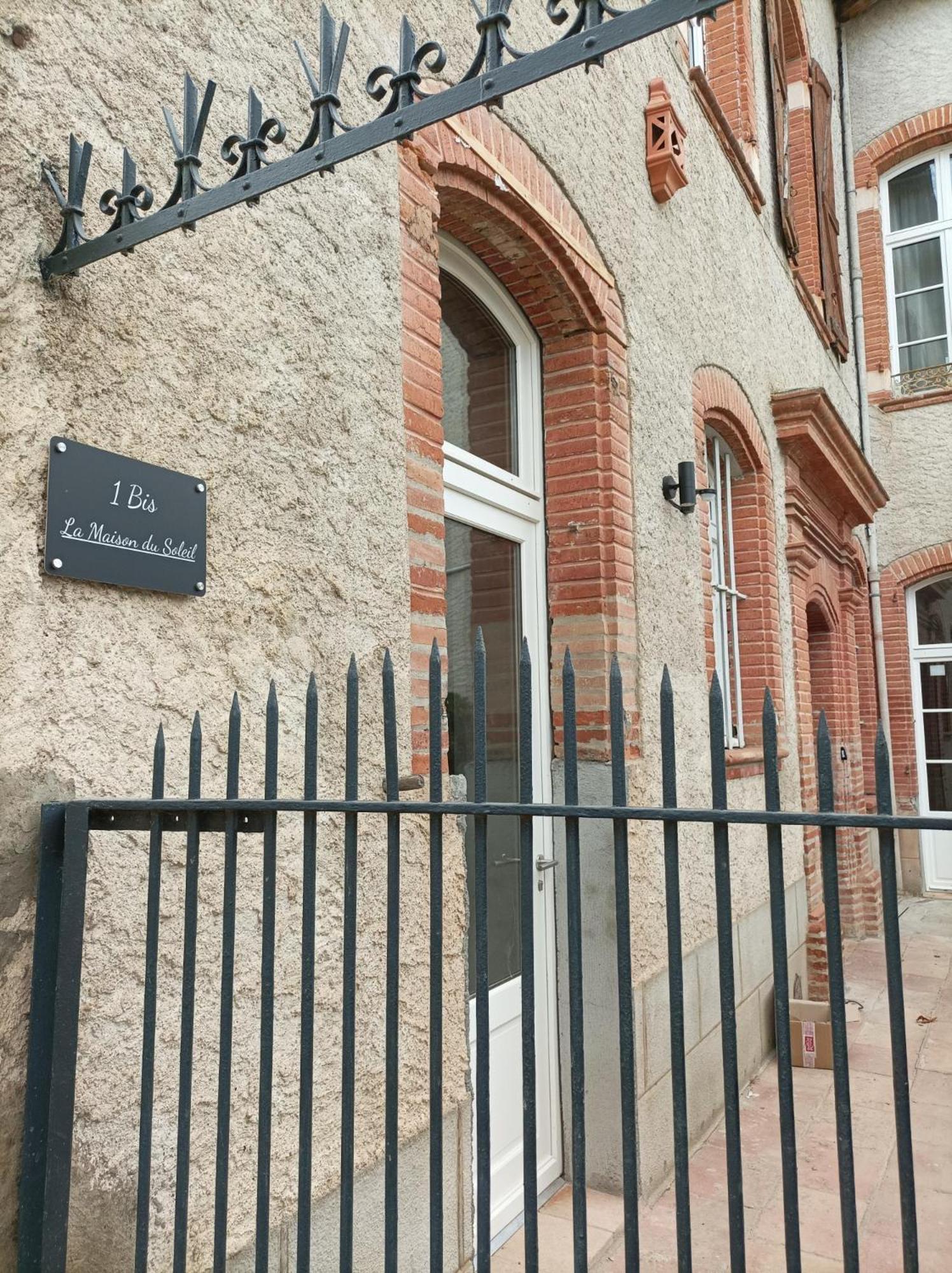 La Maison Du Soleil LʼIsle-Jourdain Eksteriør billede